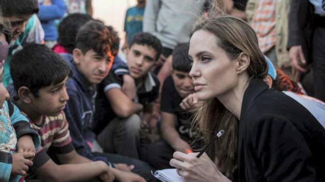 angelina-jolie,