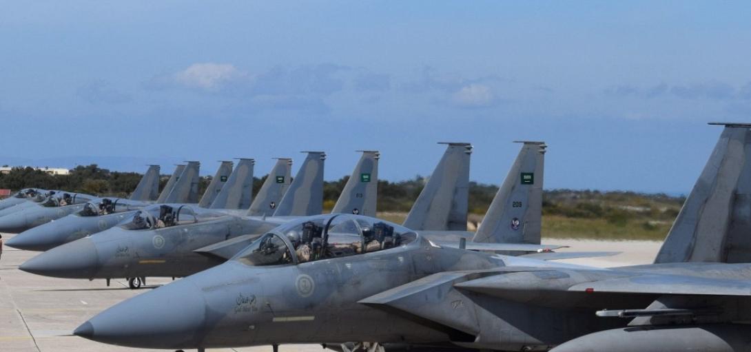 Τα έξι μαχητικά F-15 της Βασιλικής Αεροπορίας της Σαουδικής Αραβίας στην 115 Πτέρυγα Μάχης.