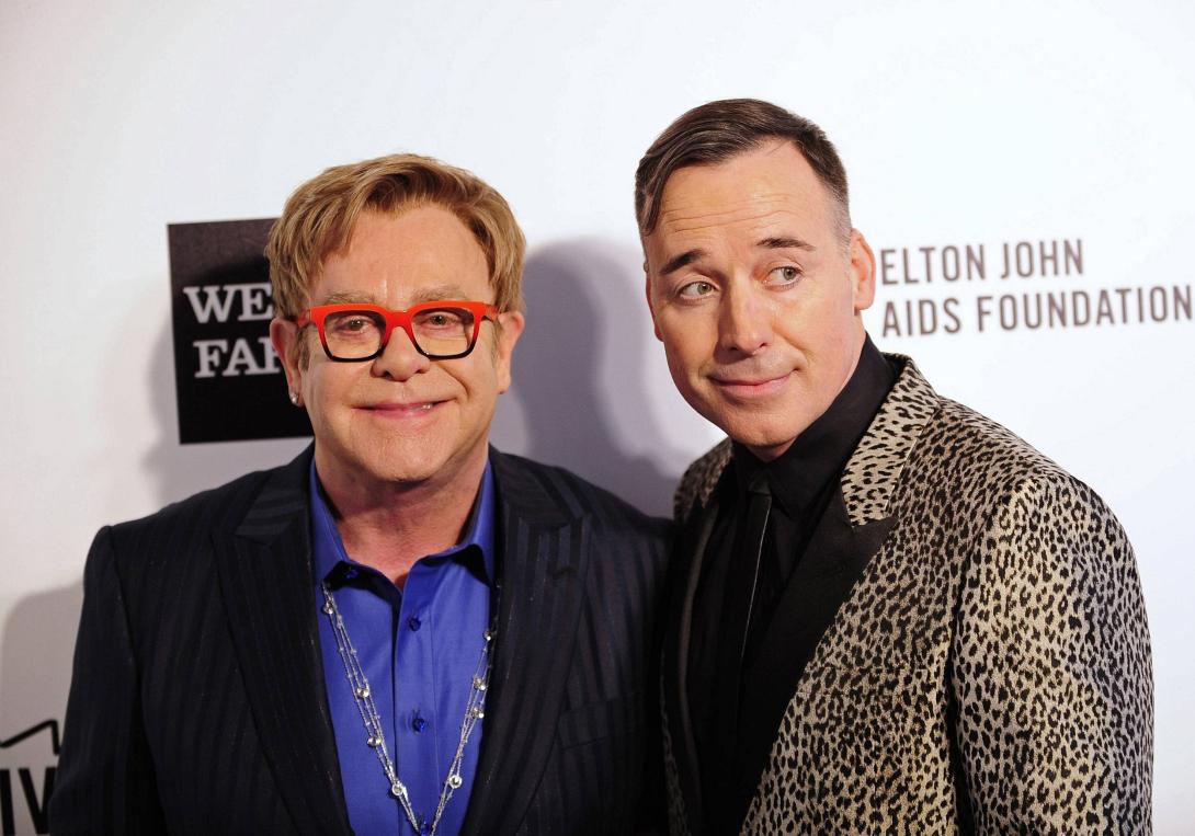 141222-elton-john-david-furnish-845a_a8e38de9c1f5df9bcef0e182a69be3c6.jpg