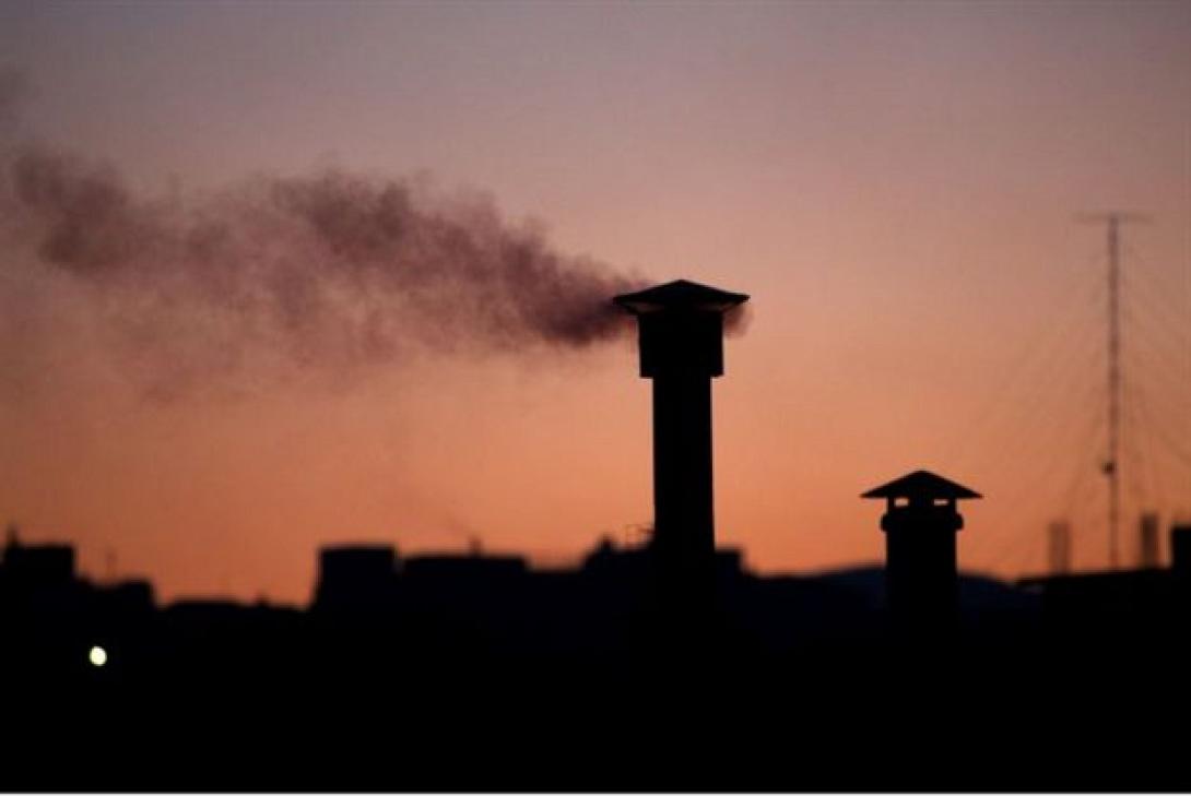 Καθαρός ο ουρανός από την...αιθαλομίχλη λέει η Περιφέρεια Κρήτης 