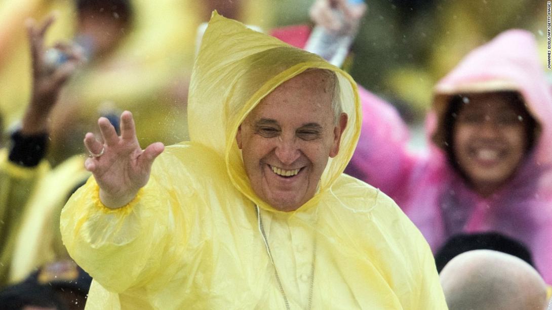 Ολοκληρώθηκε η περιοδεία του πάπα Φραγκίσκου στην Ασία