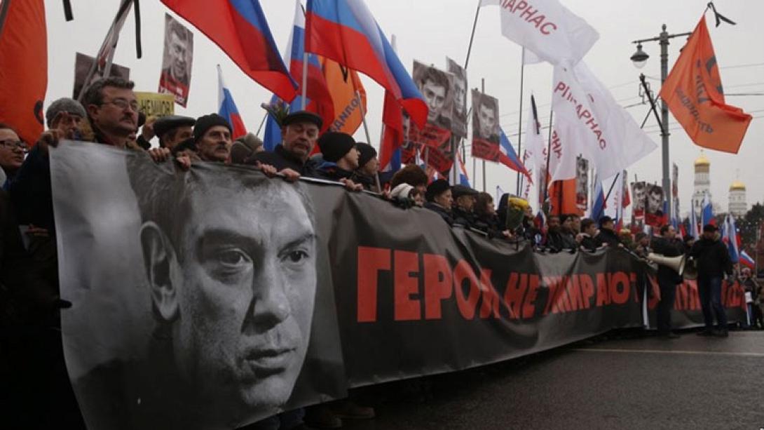 Ομπάμα: Η δολοφονία του Νεμτσόφ αποτελεί σημάδι επιδείνωσης του κλίματος στη Ρωσία