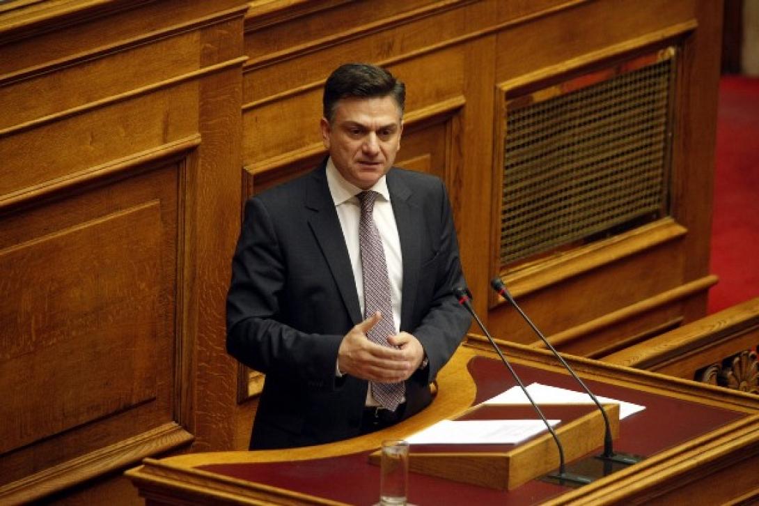 Το φρέσκο γάλα κάνει άνω κάτω την Κυβέρνηση