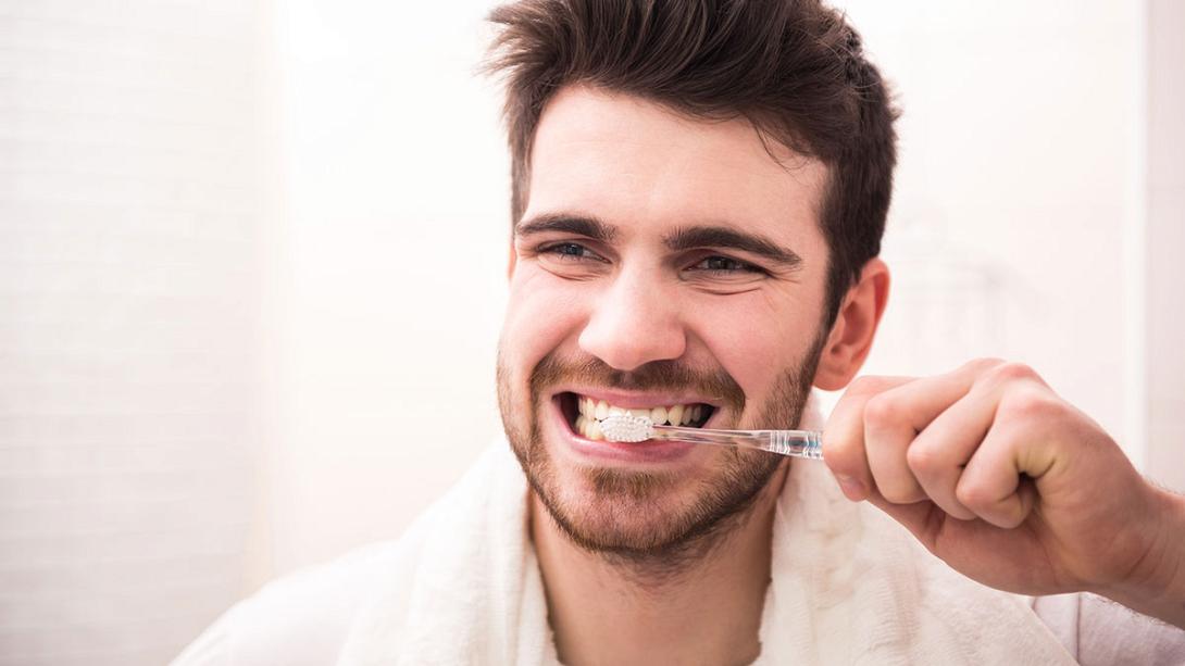 190225134632_brushing-teeth.jpg