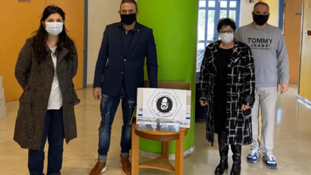 Δωρεά μασκών στη Στέγη Ανηλίκων