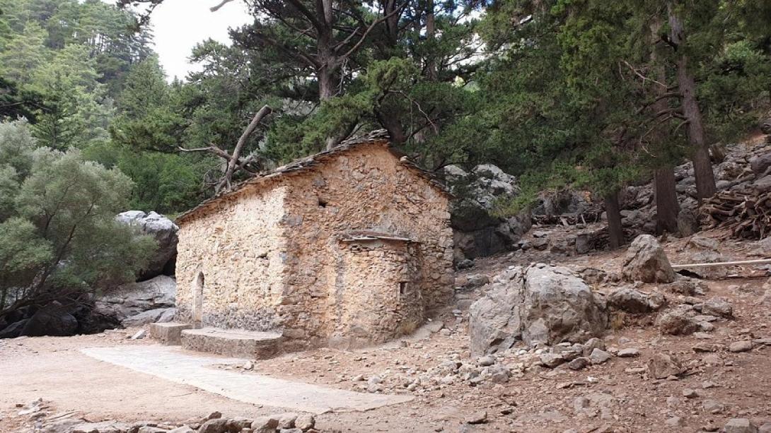 Εκκλησία στη Σαμαριά