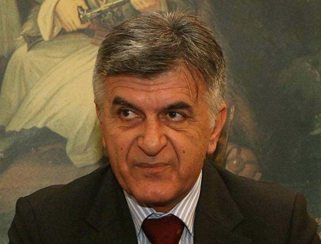 Στην Ελλάδα συμβαίνουν όλα - Η "περίπτωση" Πετσάλνικου