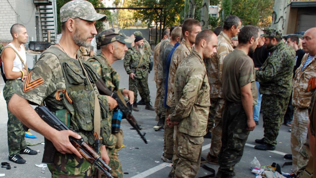 Ουκρανία: Άρχισε η ανταλλαγή αιχμαλώτων ανάμεσα στις αρχές και τους φιλορώσους αυτονομιστές