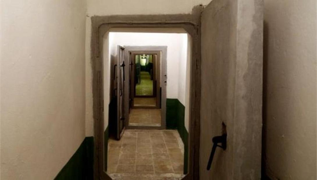 Το πυρηνικό καταφύγιο του Χότζα άνοιξε η Αλβανία