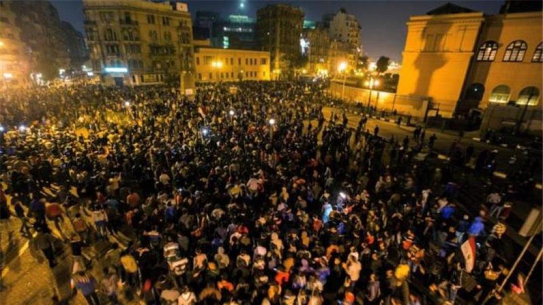 Αίγυπτος: Νεκρή διαδηλώτρια στην πλατεία Ταχρίρ