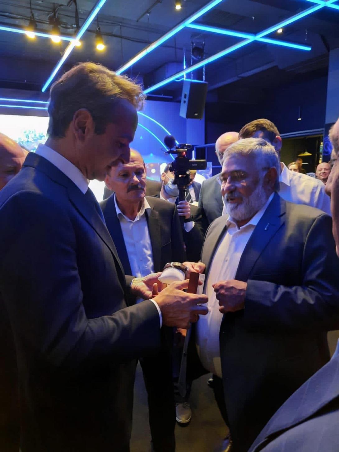 μητσοτάκης ρολόι
