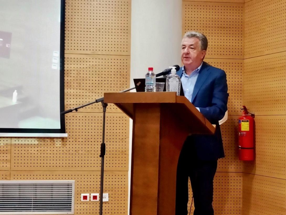 Ο Περιφερειάρχης Κρήτης, Σταύρος Αρναουτάκης