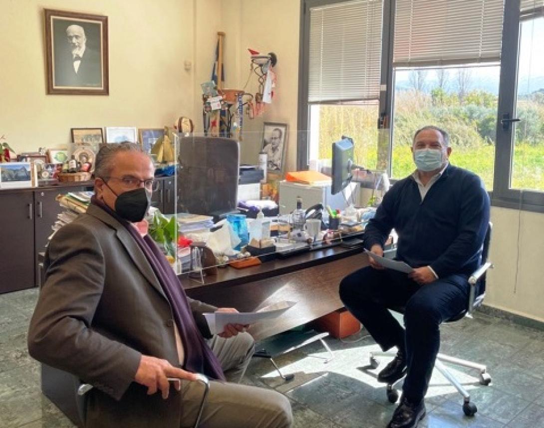 Γιάννης Κουράκης Γιάννης Μαλανδράκης