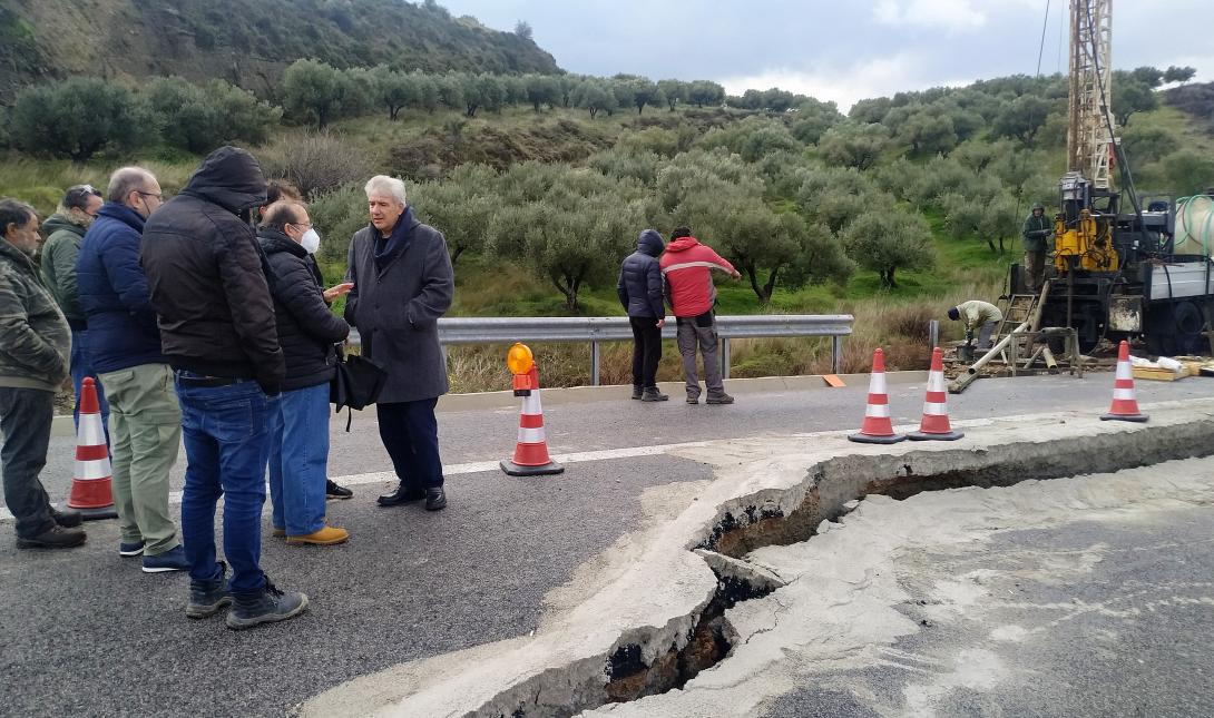Καθίζηση στη Μεσσαρά 