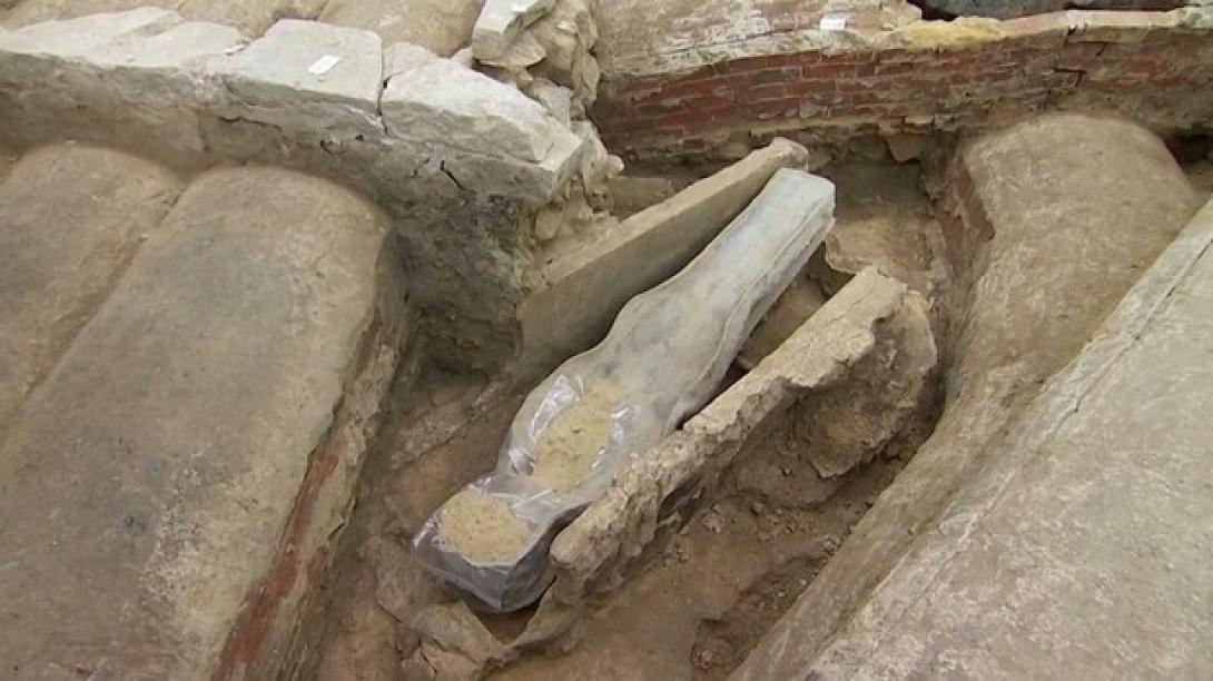 Σπουδαία ευρήματα βρέθηκαν κάτω από την Νοτρ Νταμ του Παρισιού 