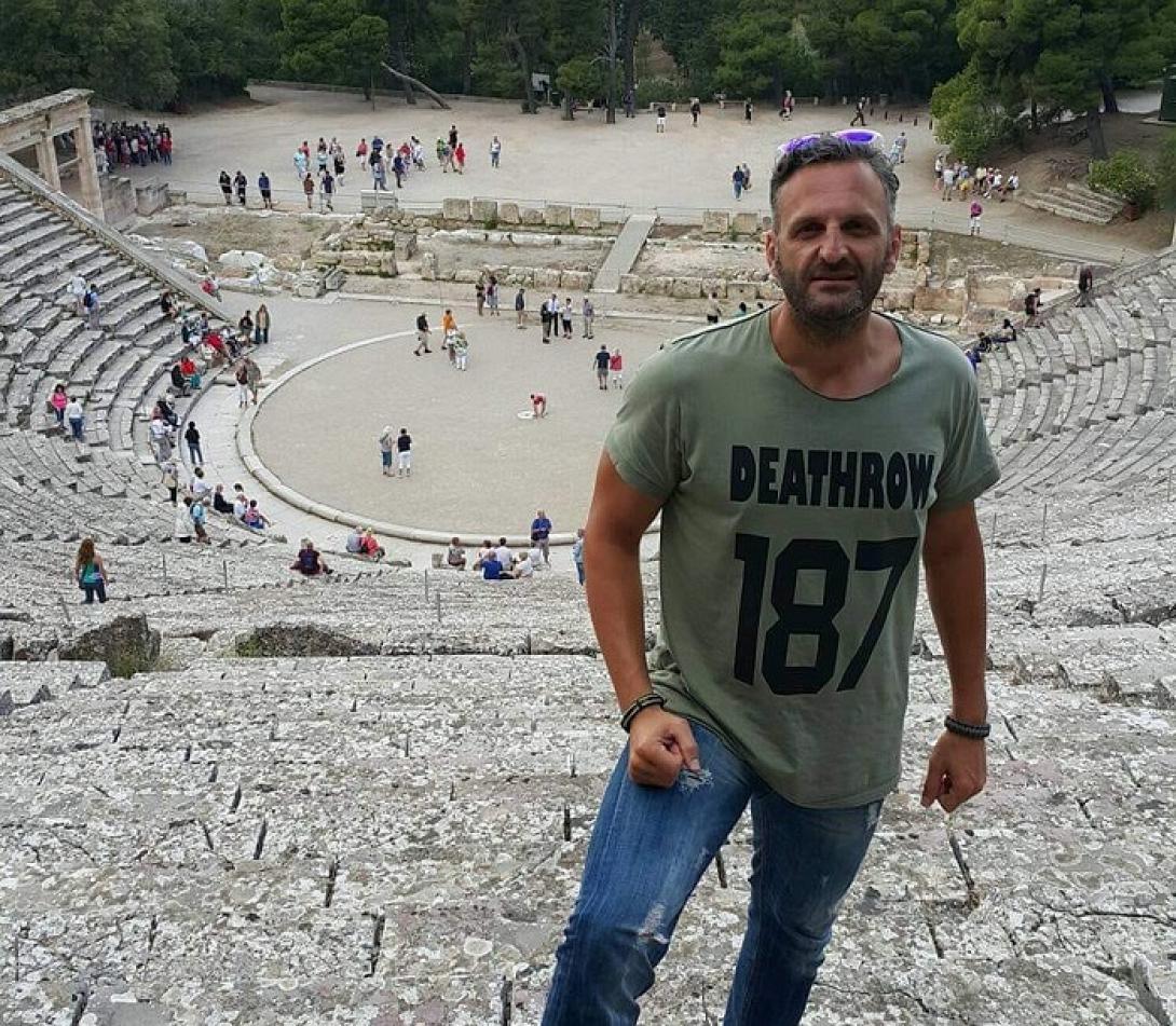 Λεονταρακης