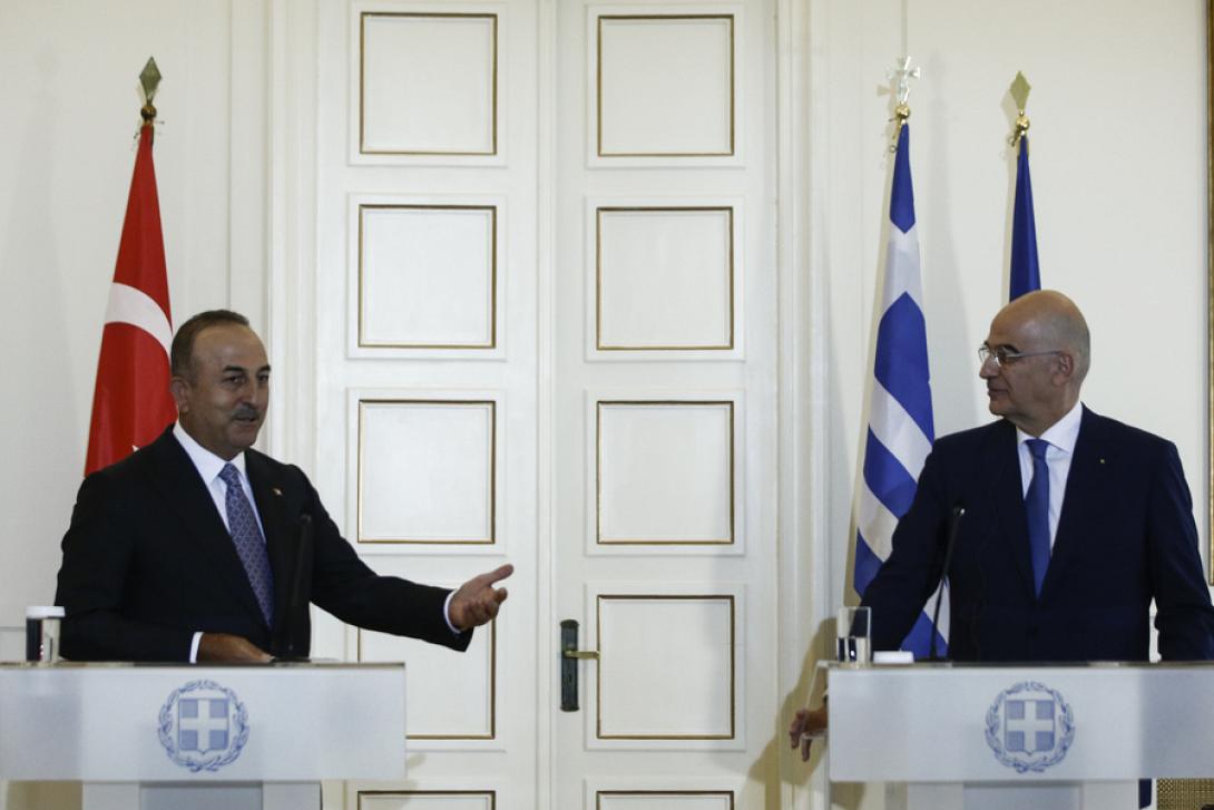 Σύντομο τετ α τετ για τους δύο ΥΠΕΞ 