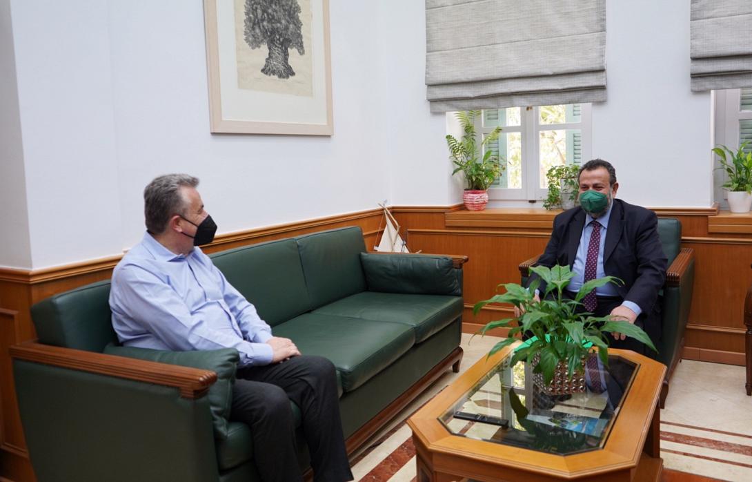 κεγκερογλου αρναουτακης