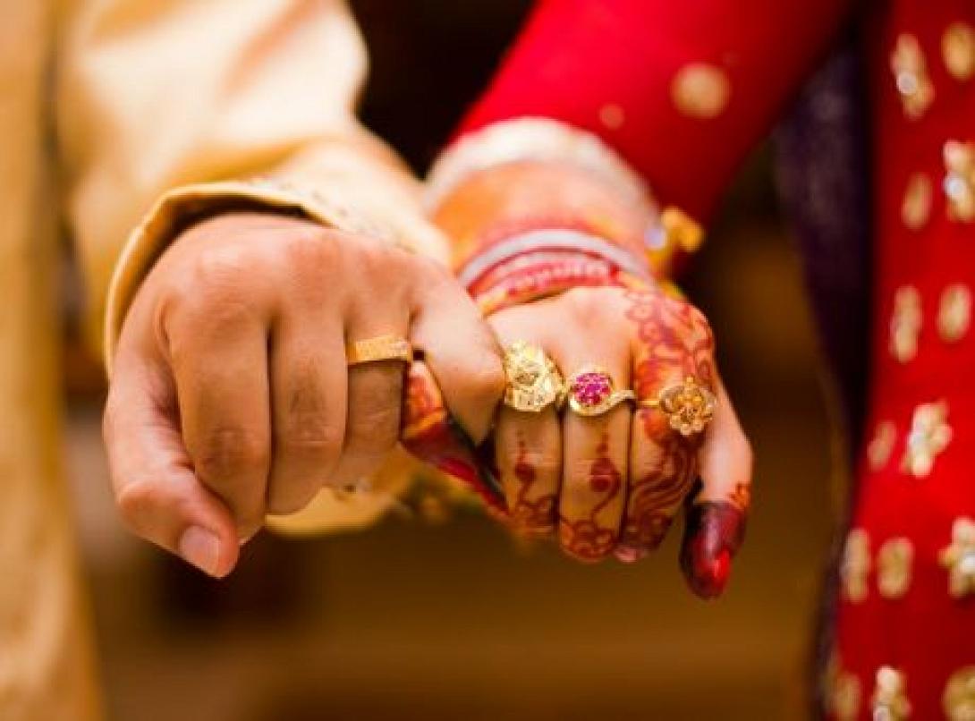 ΙΝΔΙΑ ΓΑΜΟΣ