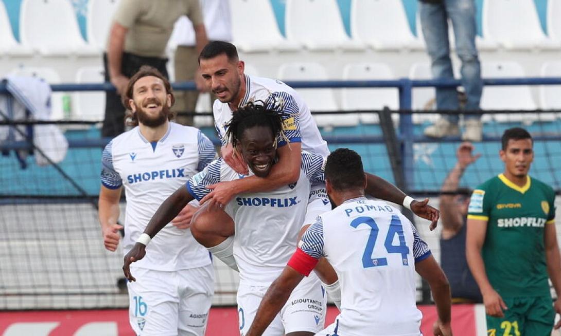 ιωνικοσ
