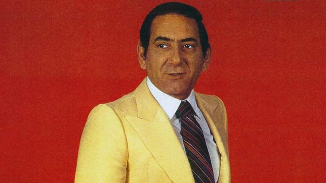 Στράτος Διονυσίου 