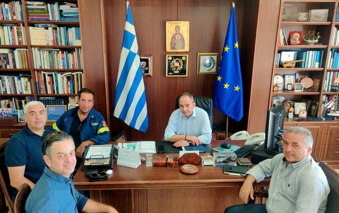 Πυροσβέστες - Πλακιωτάκης