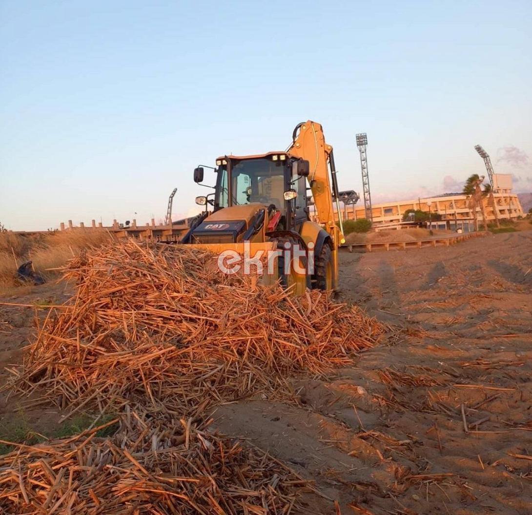 καθαρισμος παραλια