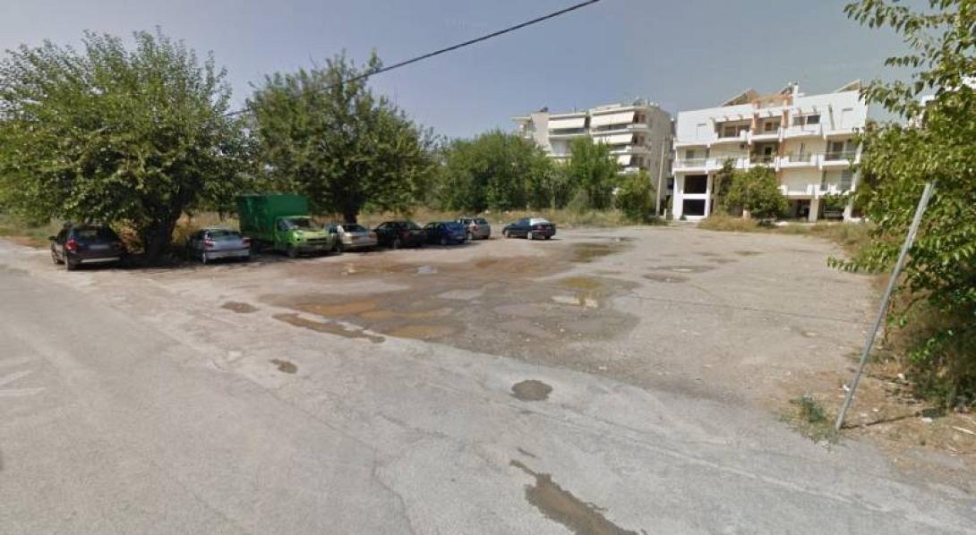 Ο Δήμος Κατερίνης διαμορφώνει υπαίθριο πάρκινγκ 