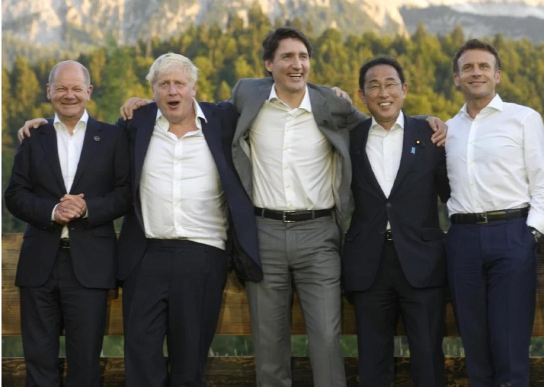 g7