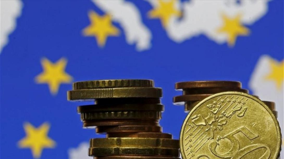 Επιβράδυνση τη ανάπτυξης βλέπει ο ΟΟΣΑ