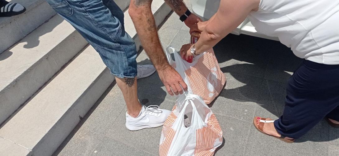 άστεγοι καύσωνας