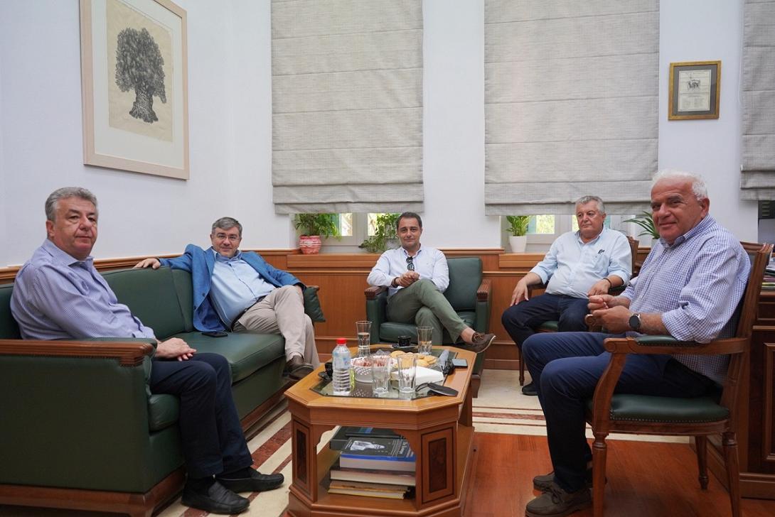 Αρναουτάκης Γραφάκος