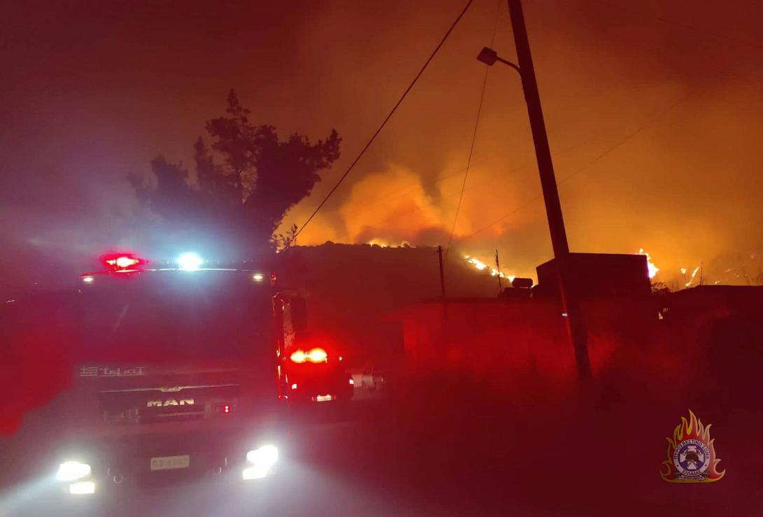 Ολονύχτια μάχη με την πύρινη κόλαση