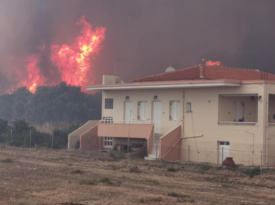 λέσβος βατερά φωτιά