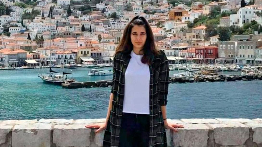 19χρονη