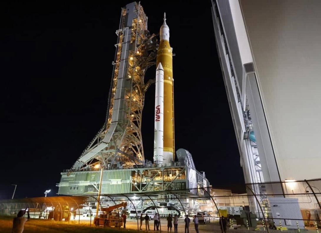 Ο πύραυλος σελήνης της NASA
