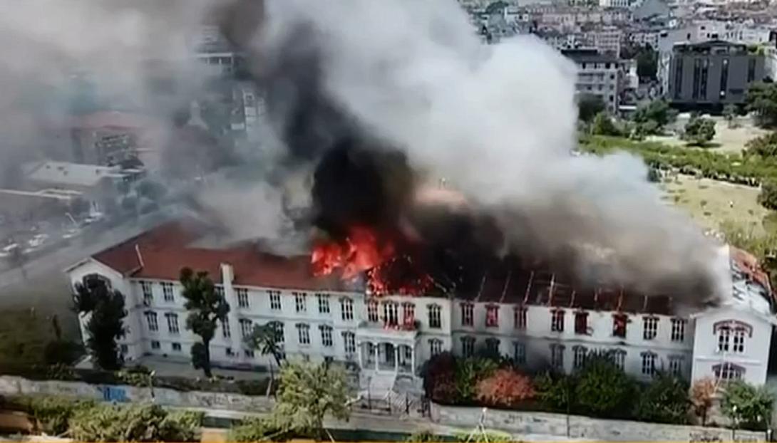 Καταστράφηκε ολοσχερώς το ελληνικό νοσοκομείο της Κωνσταντινούπολης