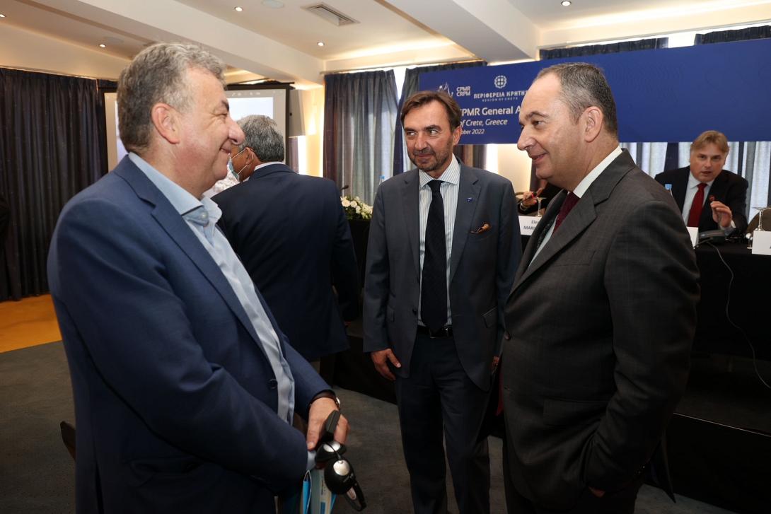 ΑΡΝΑΟΥΤΑΚΗς