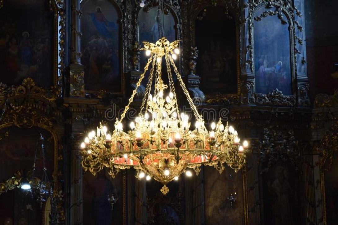 πολυέλαιος