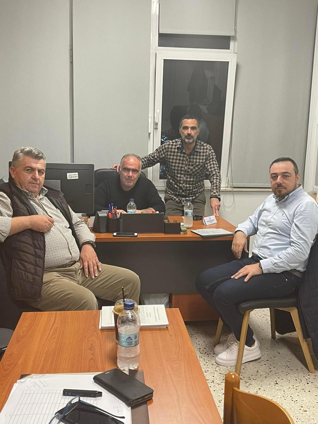 παρασυρης - ξενοχουπάλληλοι