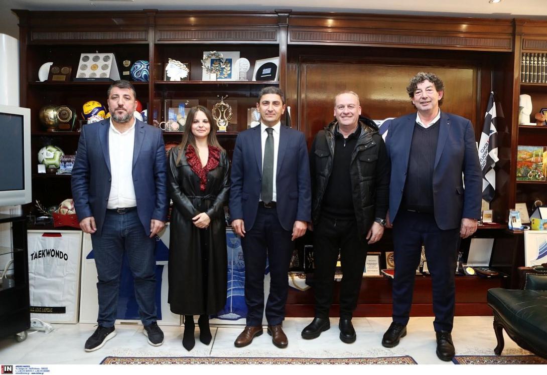ΑΥΓΕΝΑΚΗΣ