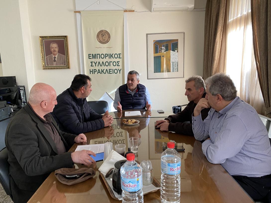 μαμουλάκης εμποροι
