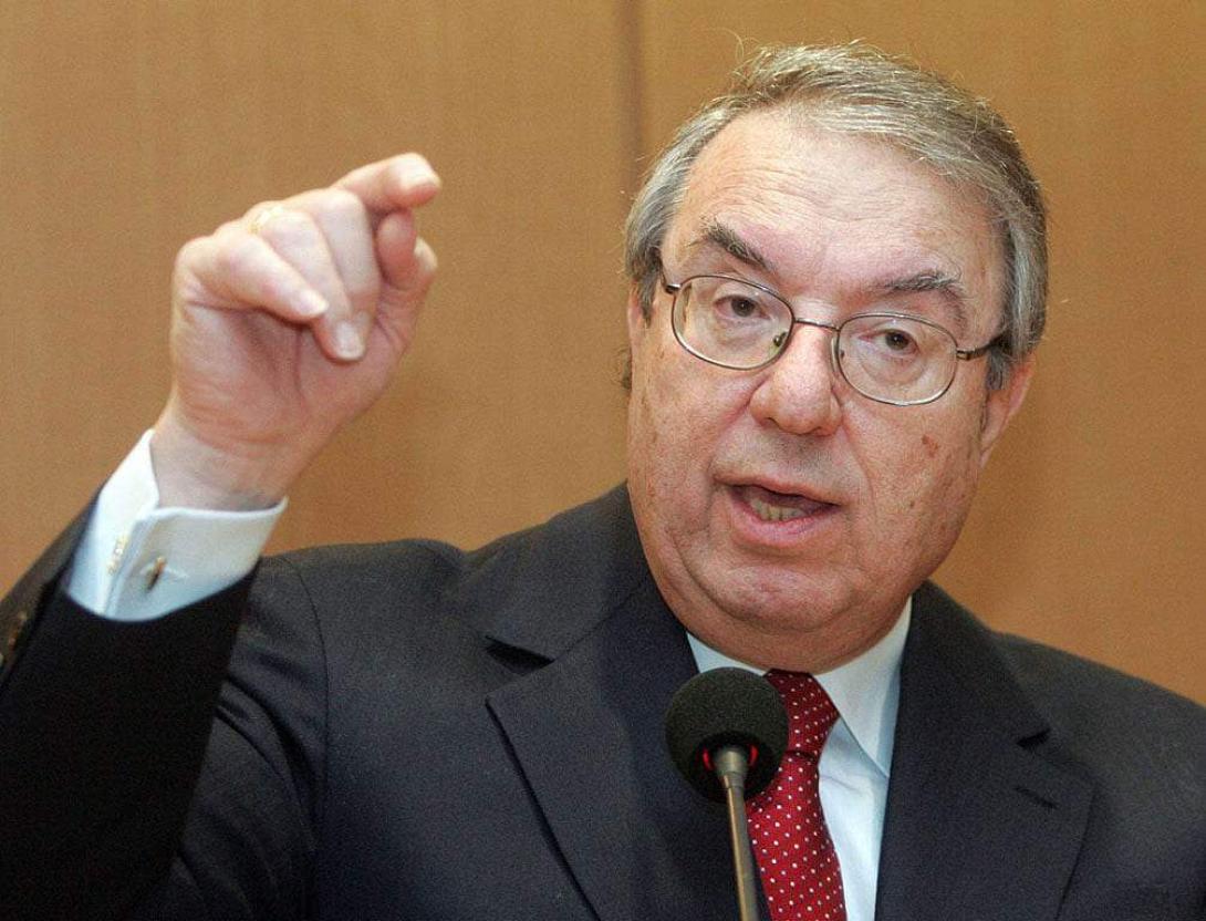 Ο Γιώργος Μπαμπινιώτης