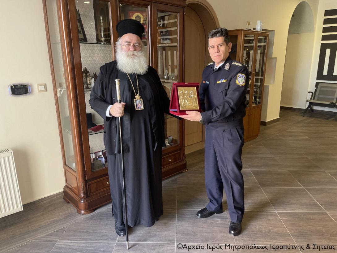 κυριλλος - αστυνομικός δ/ντης Λασιθίου