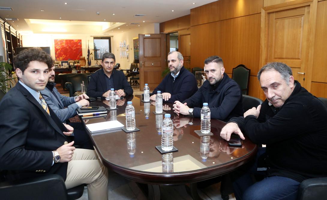 αυγενακησ