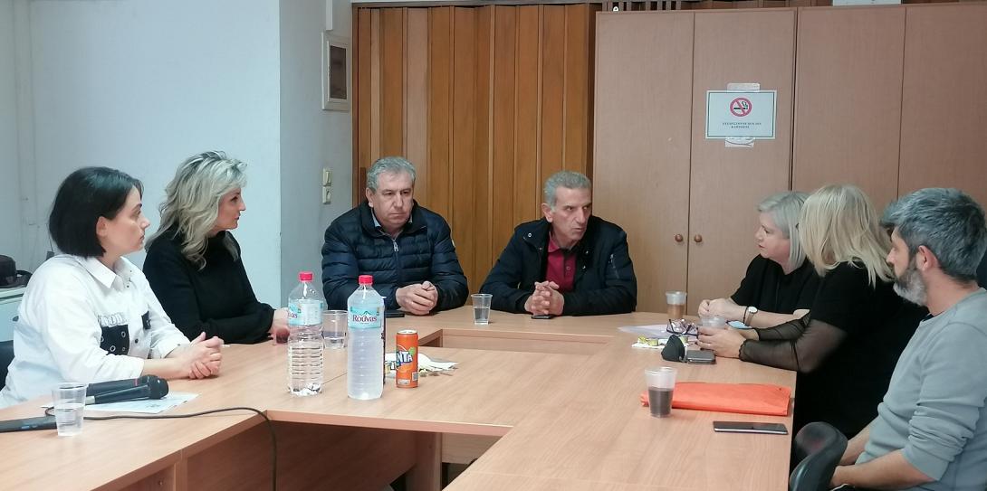 κομμωτές