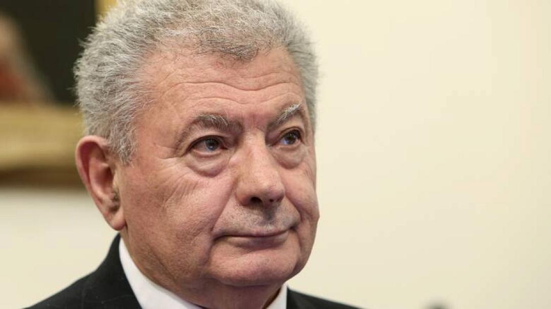 σήφης βαλυράκης