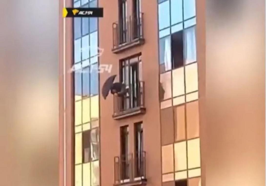ρωσια πτωση ανδρα