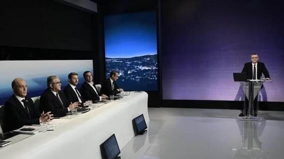 ντιμπειτ