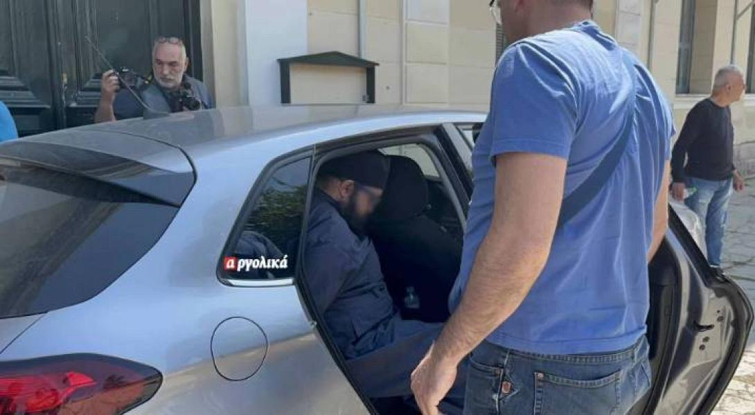 Ιερέας